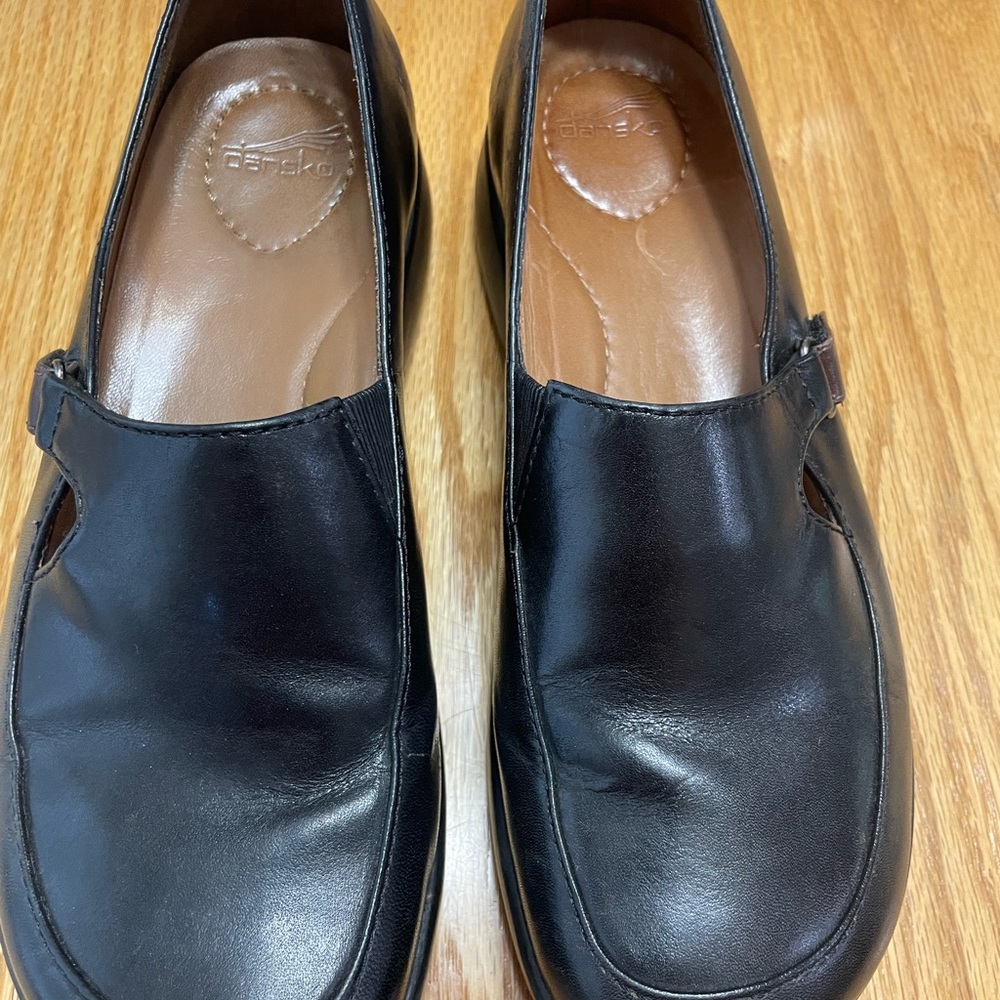 Women’s Dansko Black Leather Mary Jane Comfort Shoes size 38 or 7.5-8